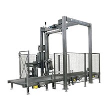 Packaging Machine with a Guardrail